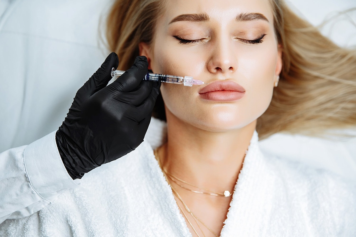 Restylane vs. Juvederm: What Is The Best Lip Filler For Me?